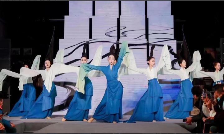 年會策劃公司-創(chuàng)意的年會表演節(jié)目